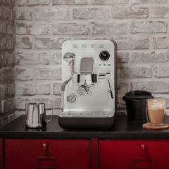 Máy pha cà phê SMEG ESPRESSO EMC02 bán thủ công, nhiều màu
