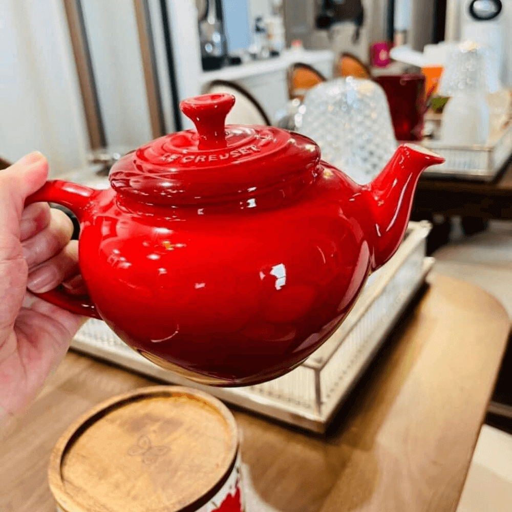 Bộ ấm chén cầu vồng 5 món Le Creuset