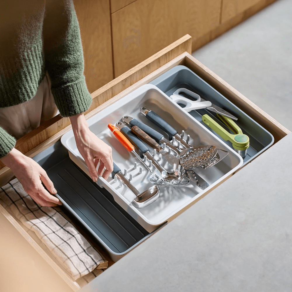 Khay đựng dụng cụ nhà bếp nới rộng Joseph Joseph 8500017