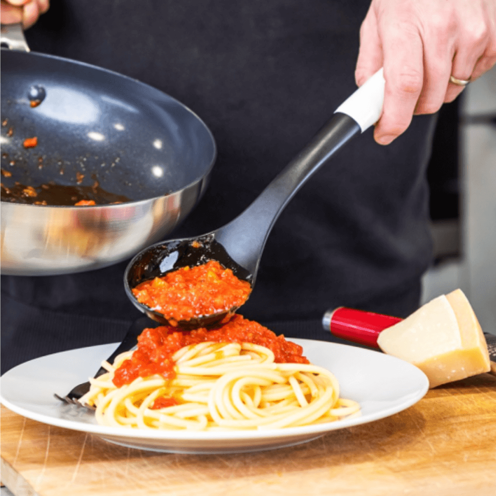 Muỗng rưới sốt KitchenAid Coreline KAG003 nhiều màu