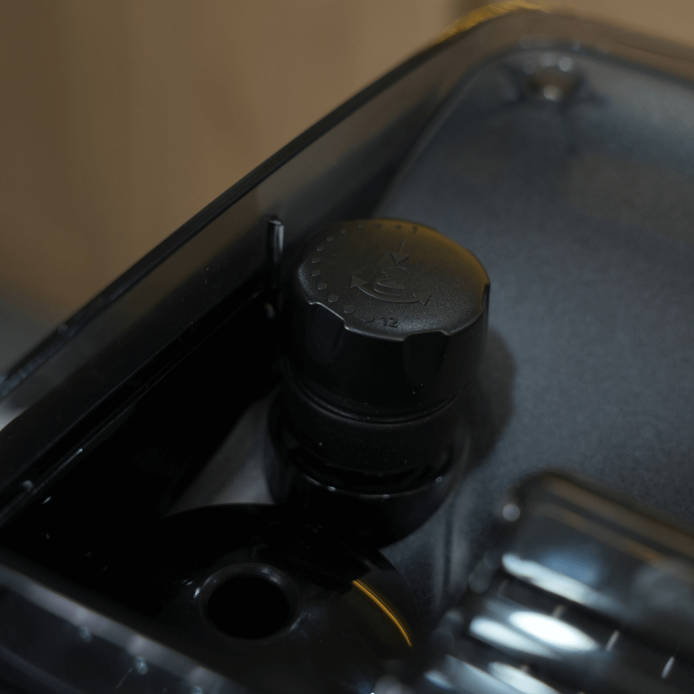 Máy pha cà phê Philips Series 5500 EP5547/90 model 2025