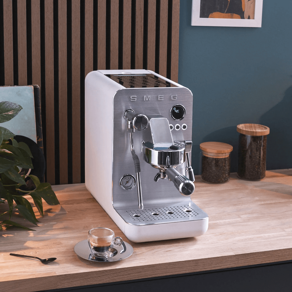 Máy pha cà phê SMEG ESPRESSO EMC02 bán thủ công, nhiều màu