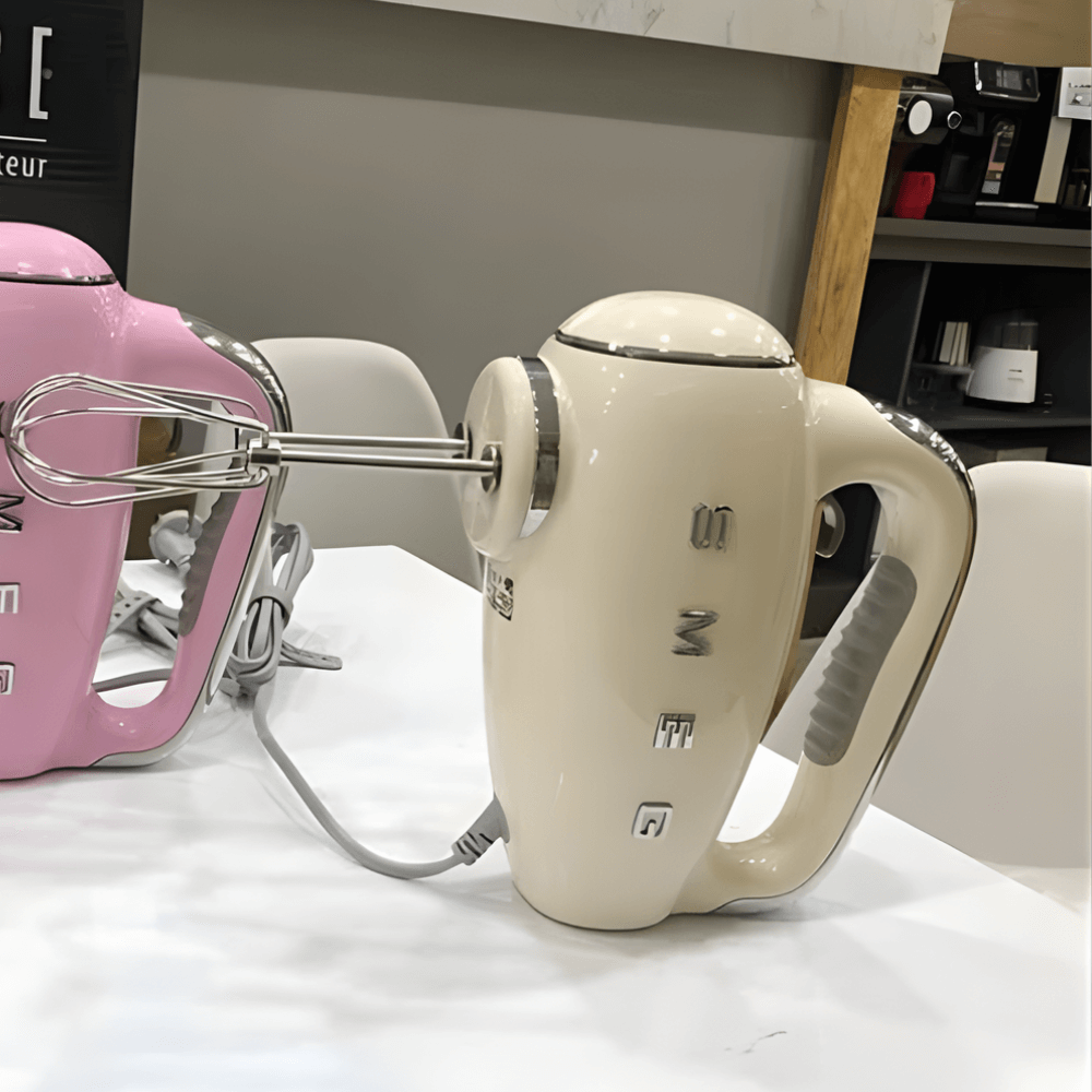 Máy đánh trứng SMEG HMF01 nhiều màu