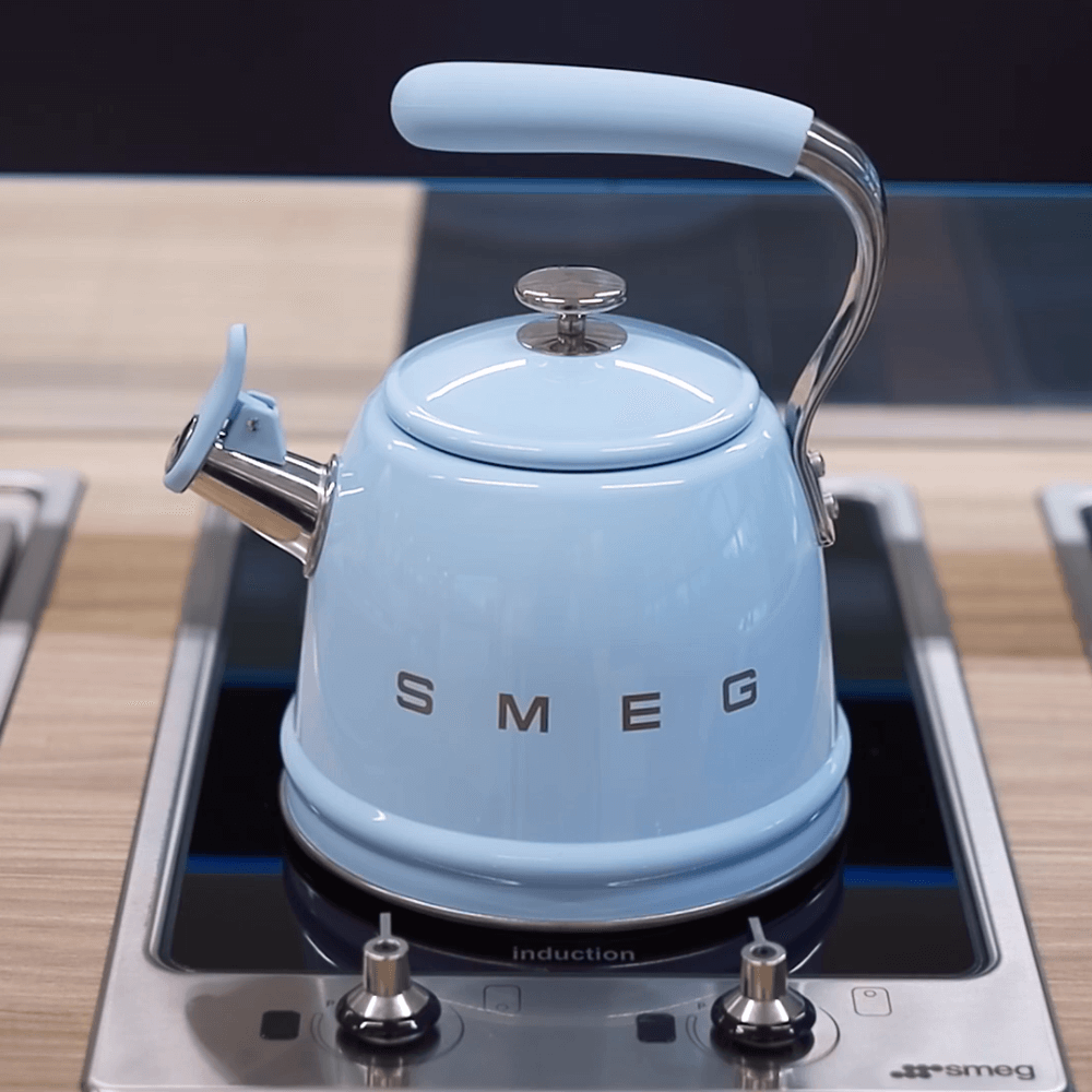 Ấm đun từ thổi sáo SMEG CKLW2001