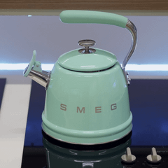 Ấm đun từ thổi sáo SMEG CKLW2001