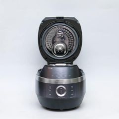 Nồi cơm điện cao tần Cuckoo CRP-JHR0610FC 1,08L màu đen