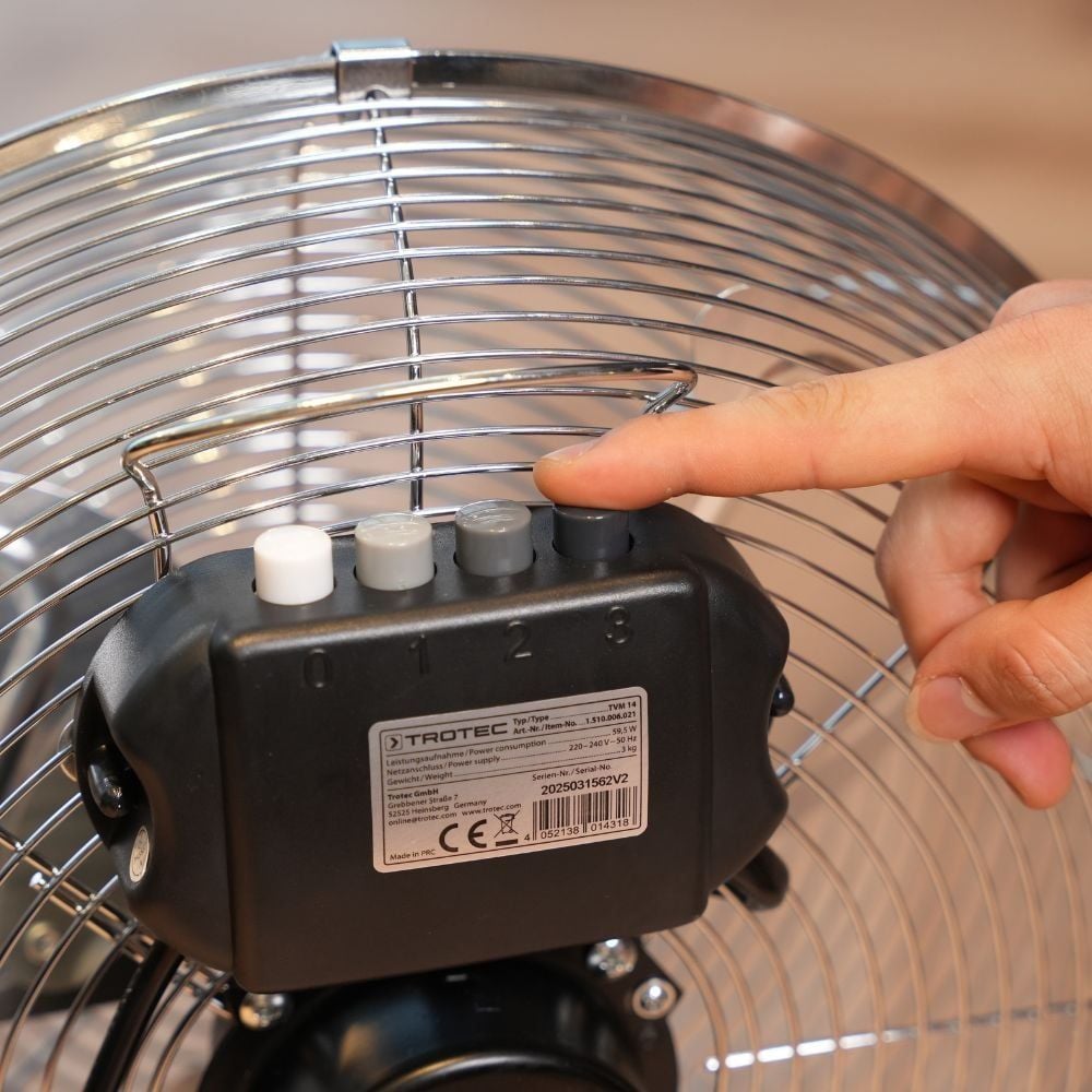 Quạt sàn Trotec TVM14 màu inox 35cm