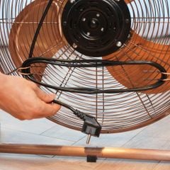 Quạt sàn Trotec TVM 17 45cm màu đồng