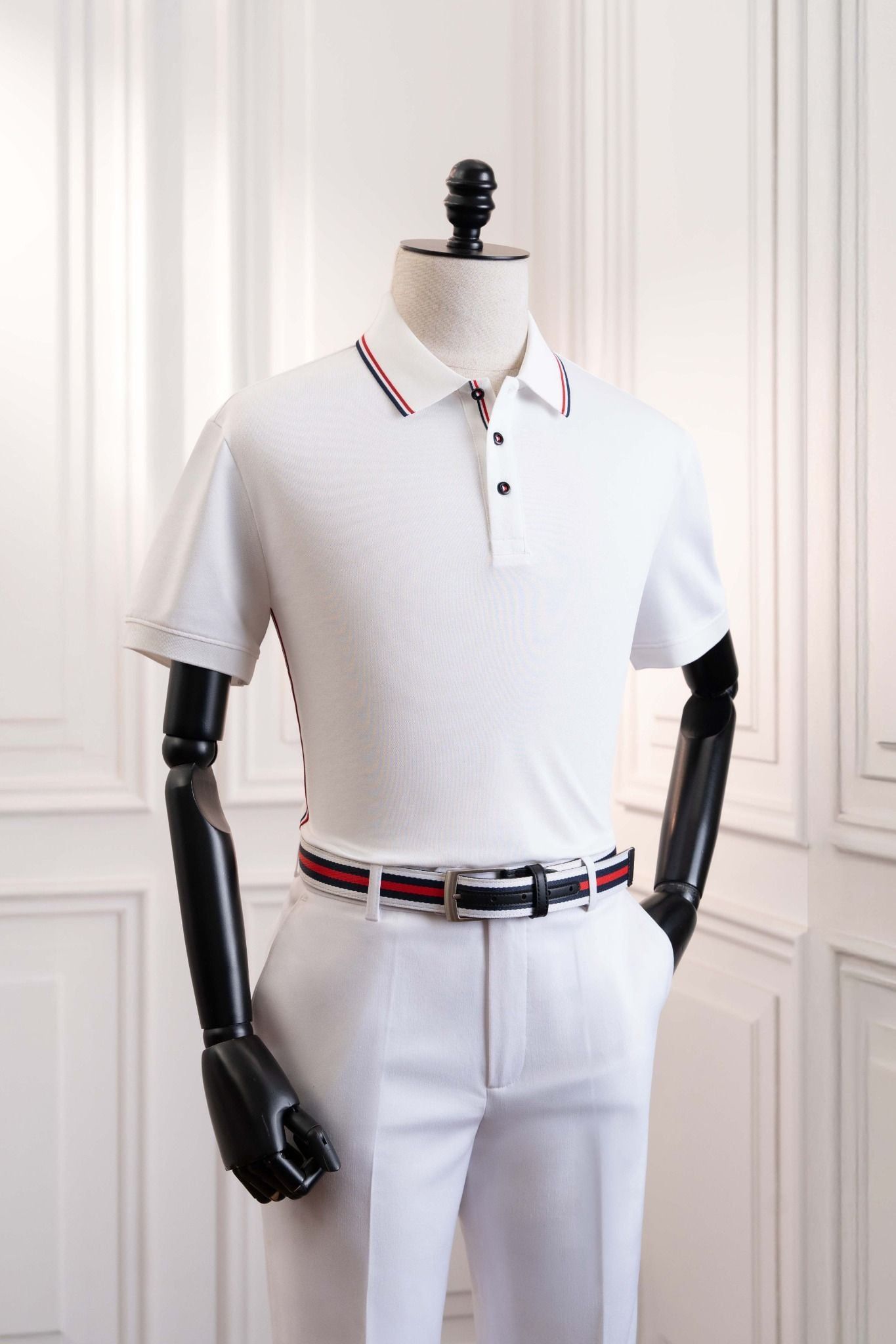 ÁO POLO TRẮNG / VIỀN CỔ ĐỎ, ĐEN - AP252