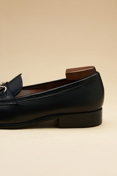 GIÀY LƯỜI LOAFER ĐEN, TAG VÀNG - GAD006D