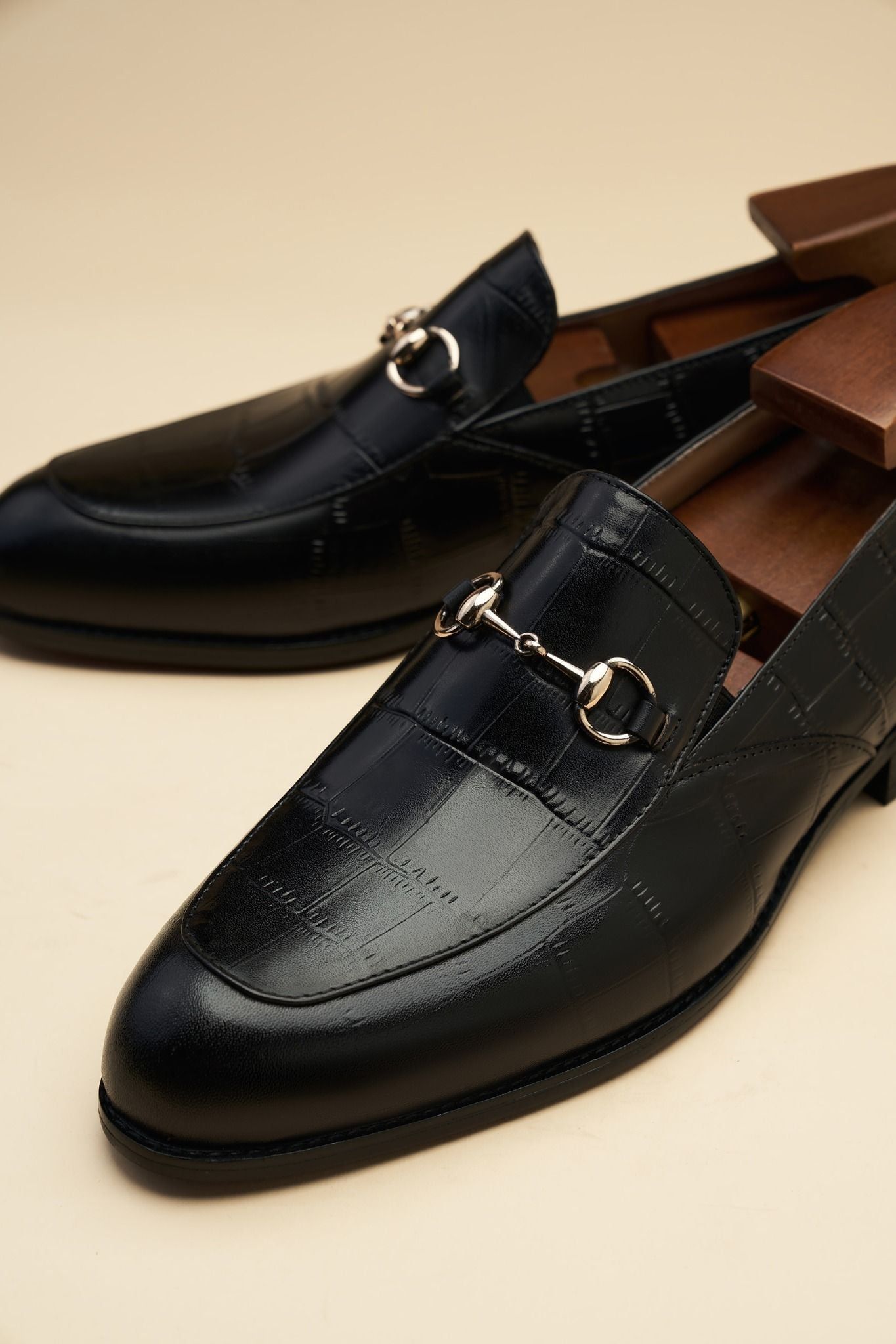 GIÀY LOAFER ĐEN - M5L69DN