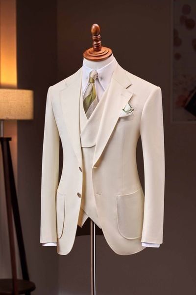  Áo vest trắng sọc chìm - AV405 