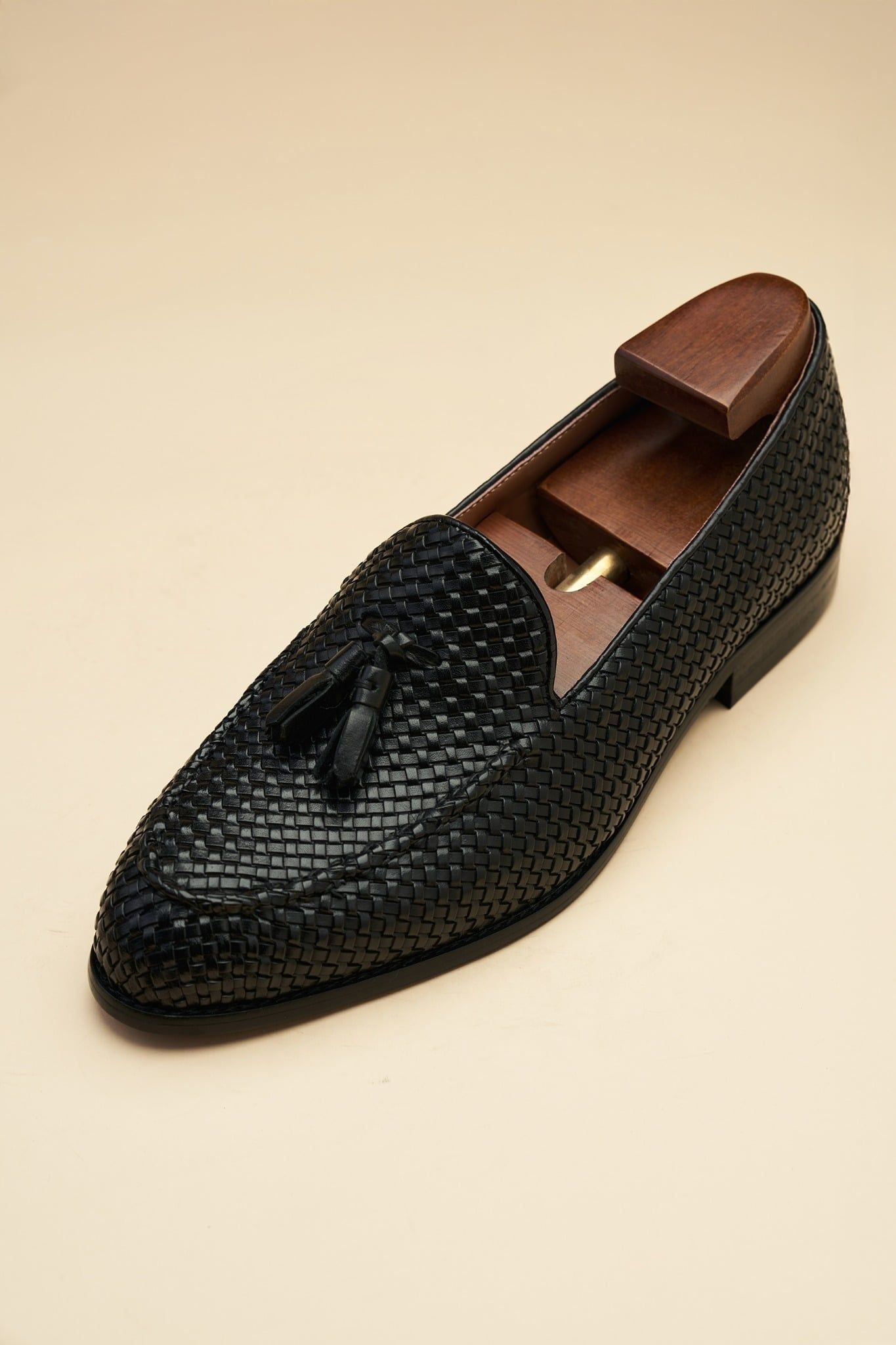 GIÀY LƯỜI LOAFER ĐEN / ĐAN CHUÔNG - GTX003D