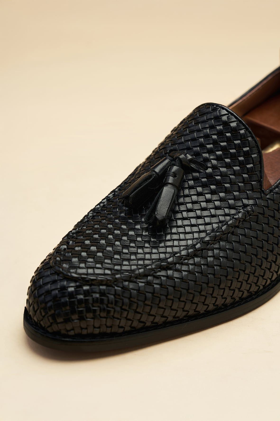 GIÀY LƯỜI LOAFER ĐEN / ĐAN CHUÔNG - GTX003D