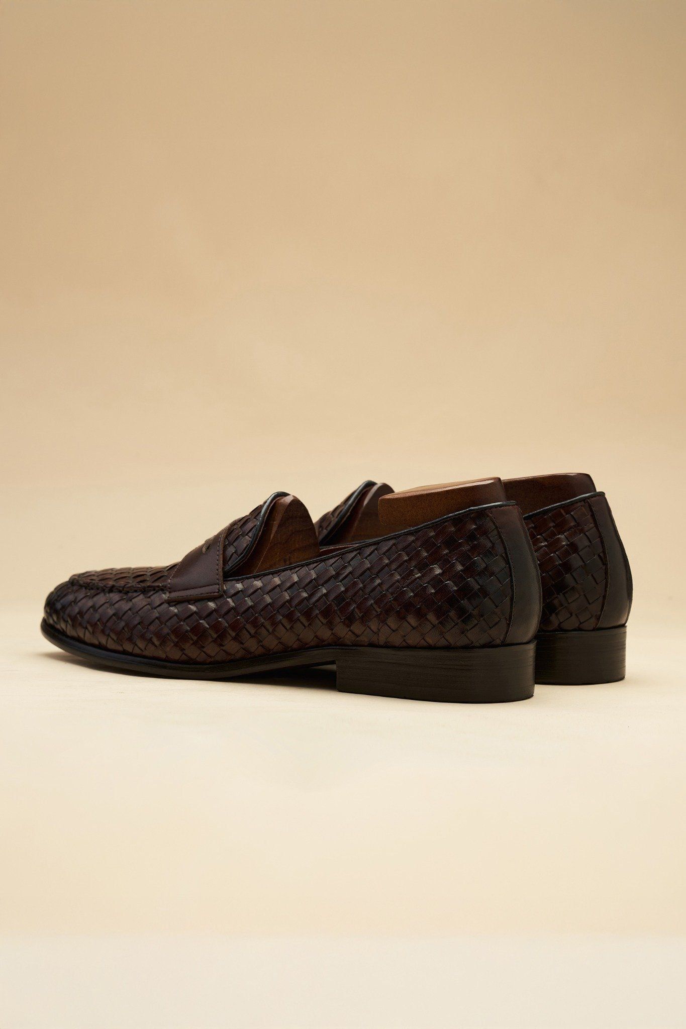 GIÀY LƯỜI LOAFER NÂU, HỌA TIẾT ĐAN - GTX020N