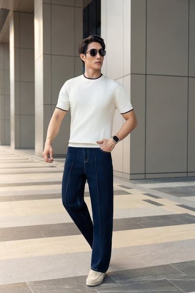  Áo mongtoghi màu trắng cổ tròn, viền đen tay và cổ AP413 - 52 