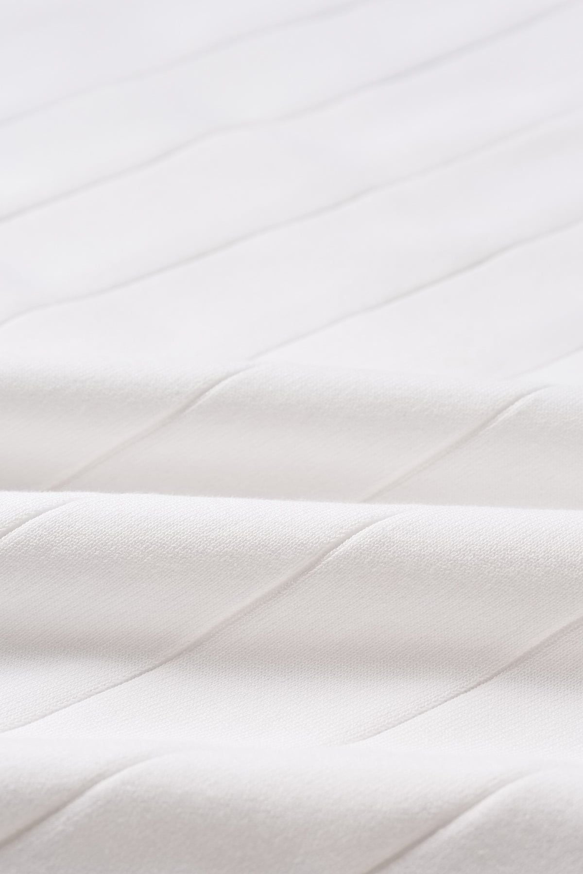 Áo mongtoghi trắng, cổ xanh than AP429 - ảnh 3