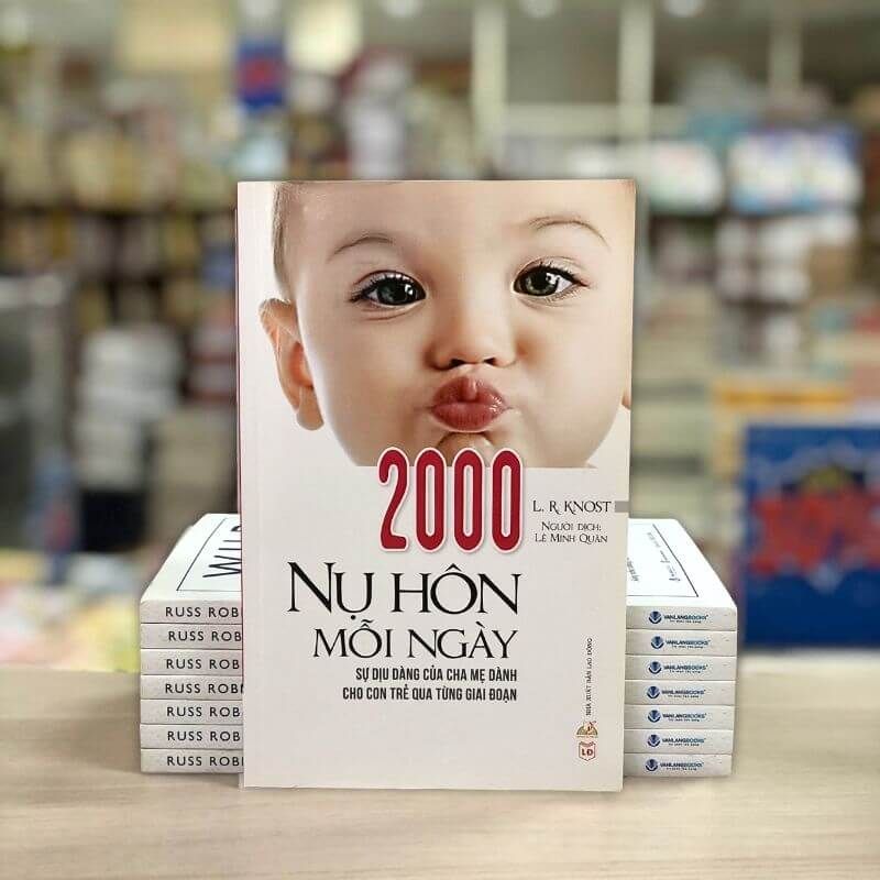 2000 Nụ Hôn Mỗi Ngày - Vanlangbooks