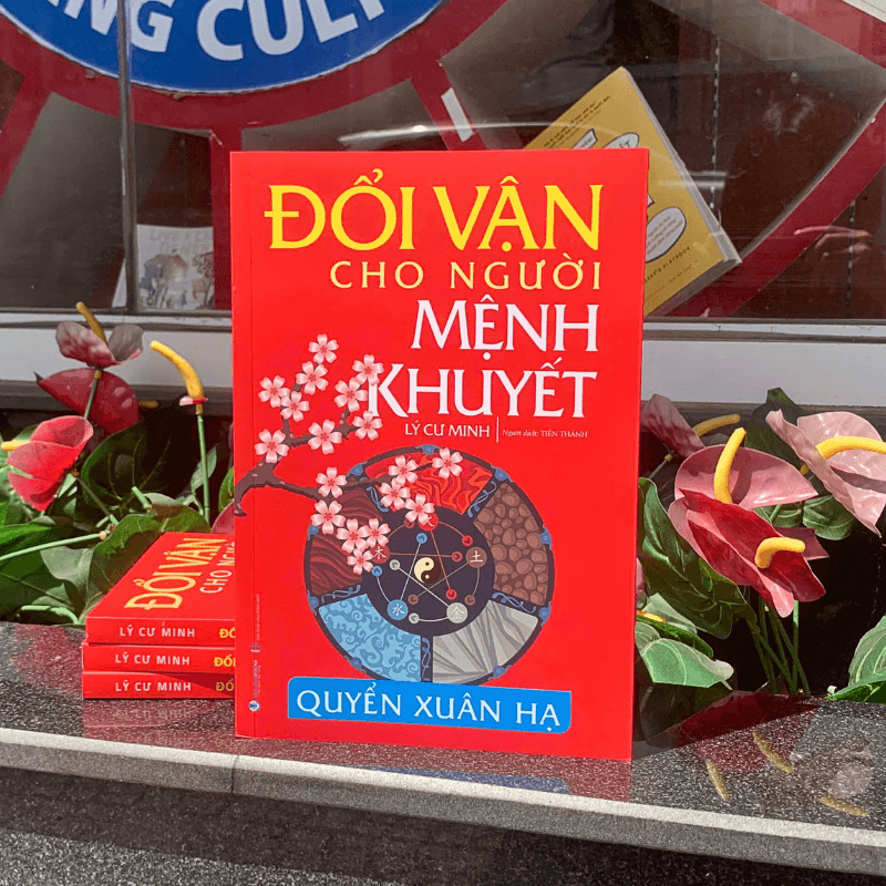 Đổi vận cho người mệnh khuyết - Quyển xuân hạ (Tái Bản 2024) - Vanlangbooks