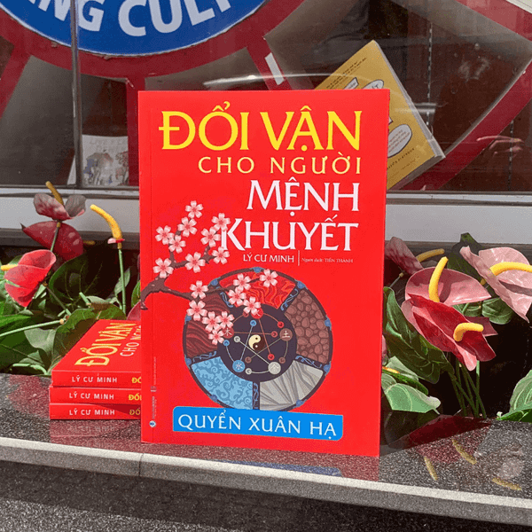 Đổi vận cho người mệnh khuyết - Quyển xuân hạ (Tái Bản 2024) - Vanlangbooks