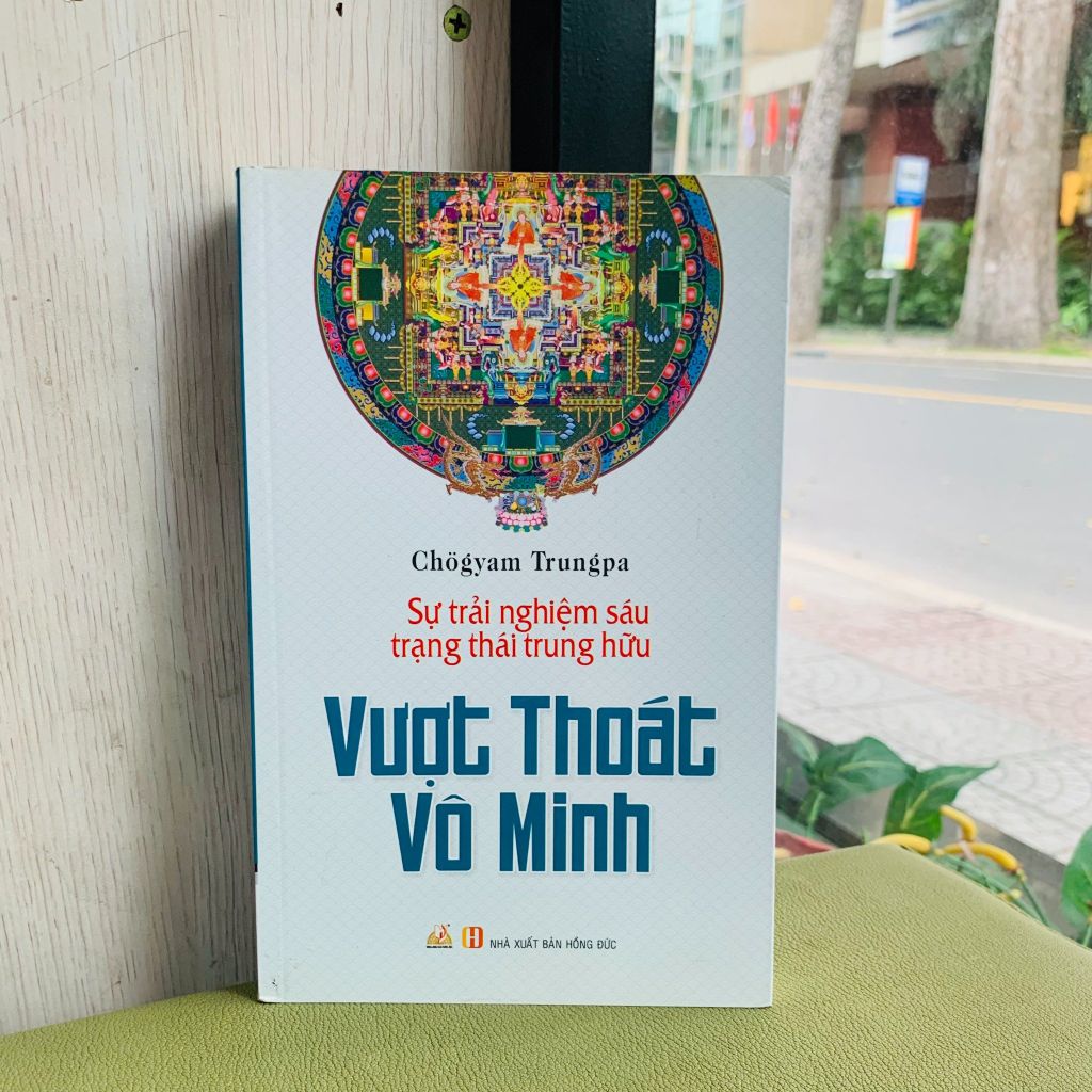 Vượt Thoát Vô Minh - Vanlangbooks
