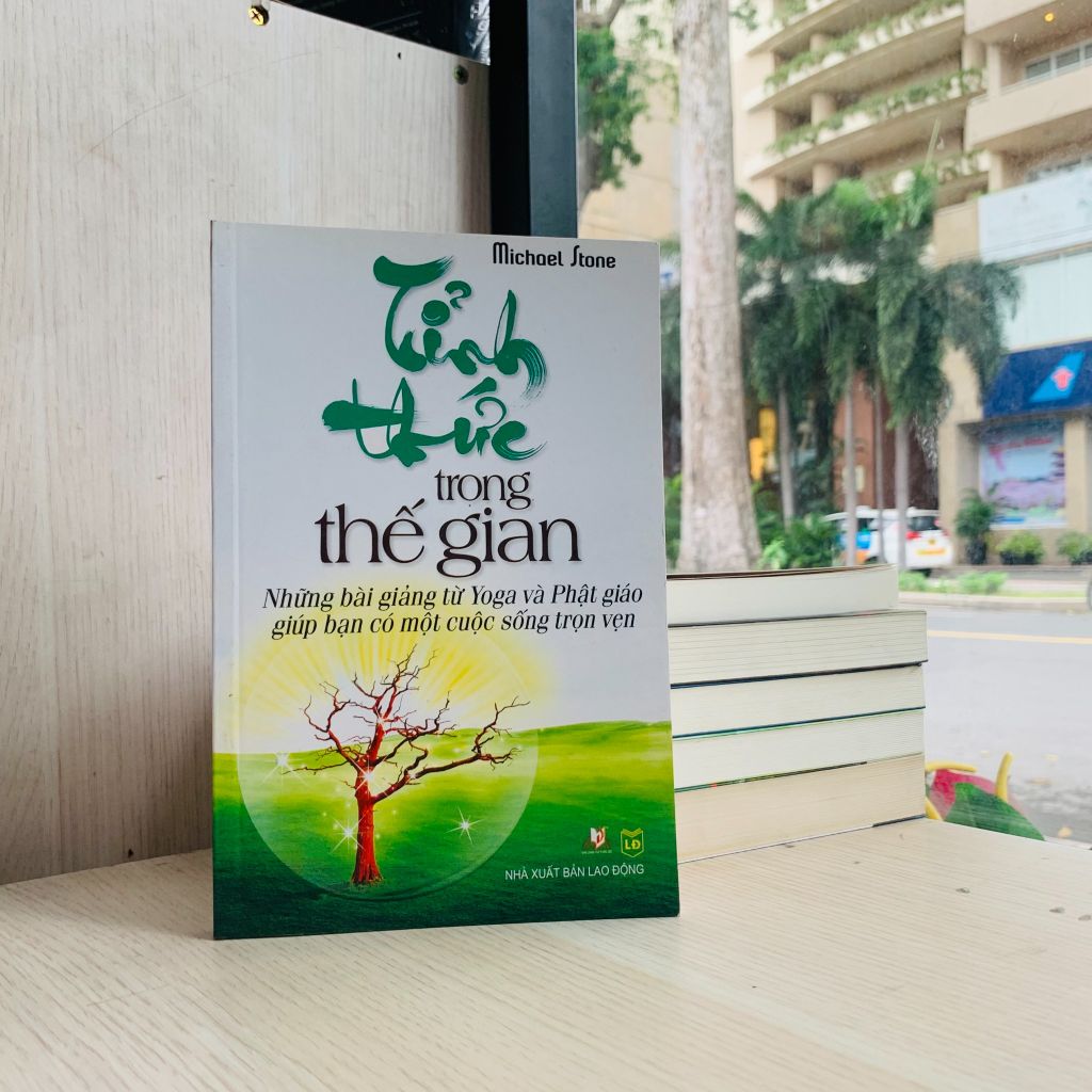 Tỉnh Thức Trong Thế Gian - Vanlangbooks