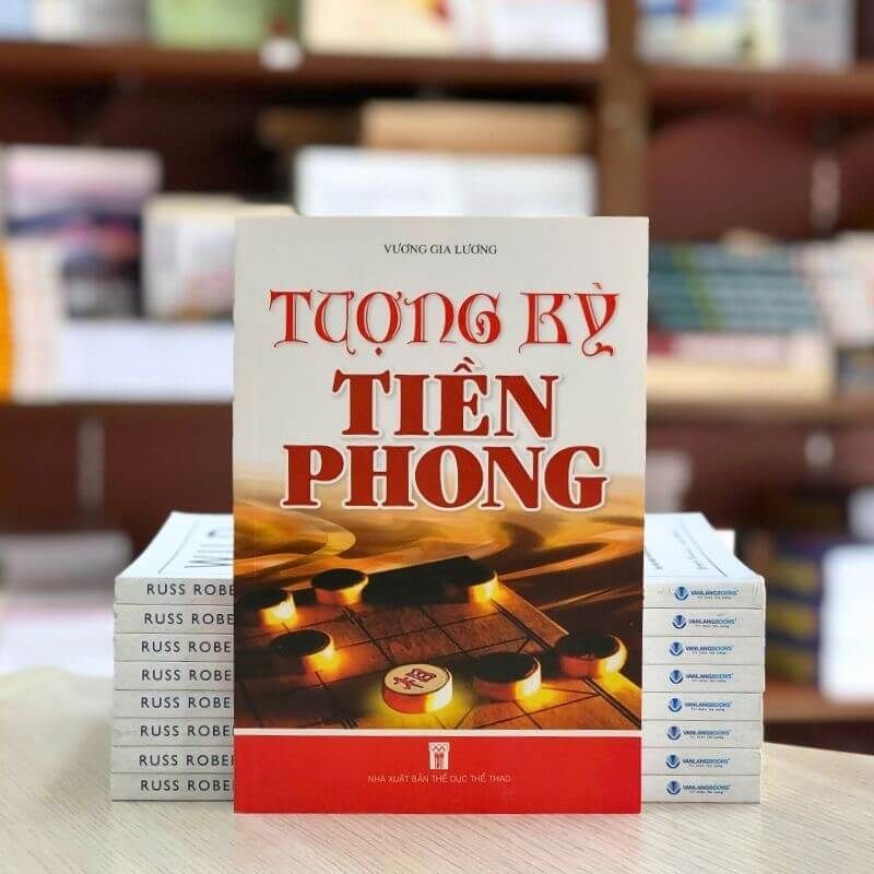 Tượng Kỳ Tiền Phong - Vanlangbooks