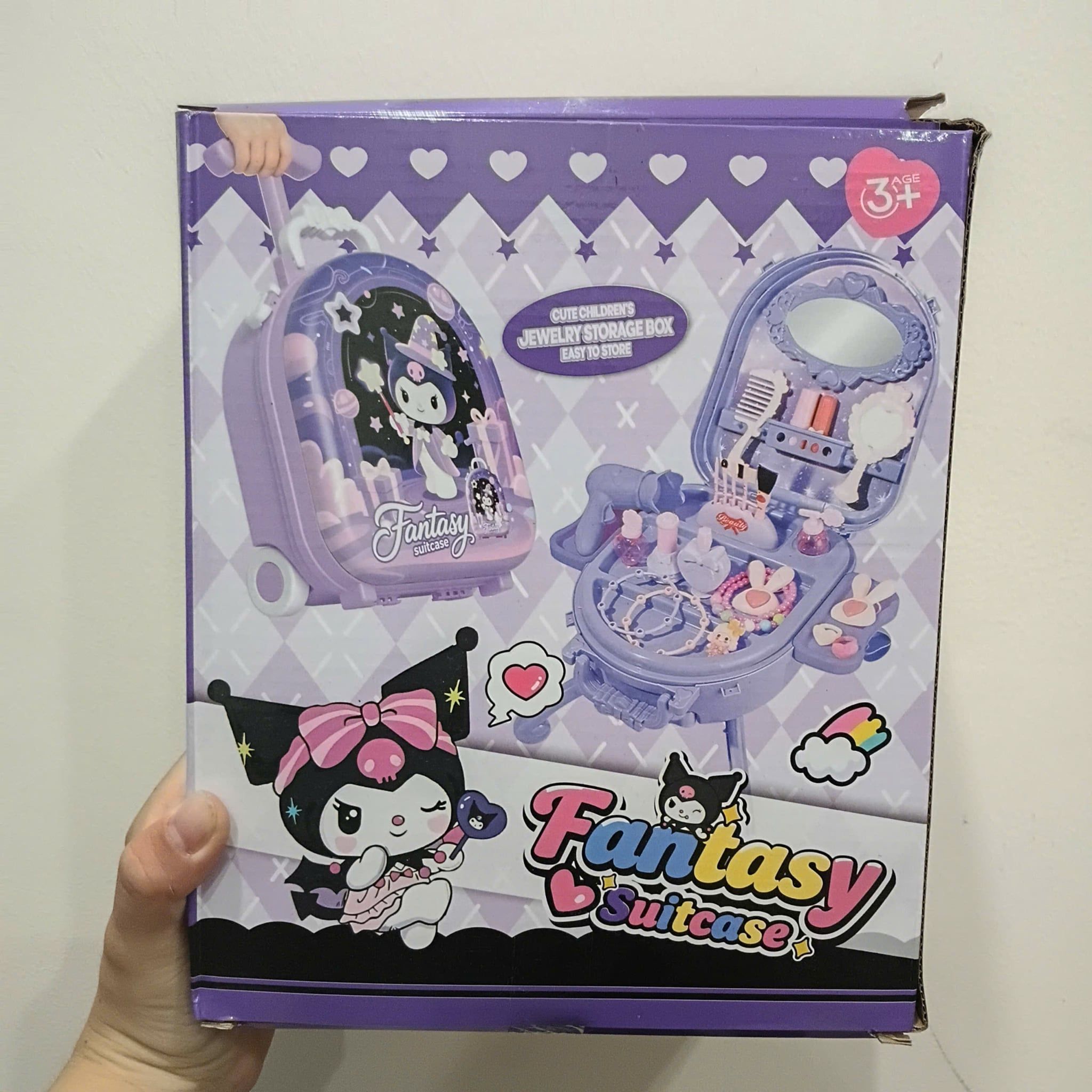  Đồ chơi nhập vai : Bộ đồ chơi vali kéo trang điểm Kuromi và Melody cho bé FANTASY SUITCASE, 3ages+, No. DN2200 