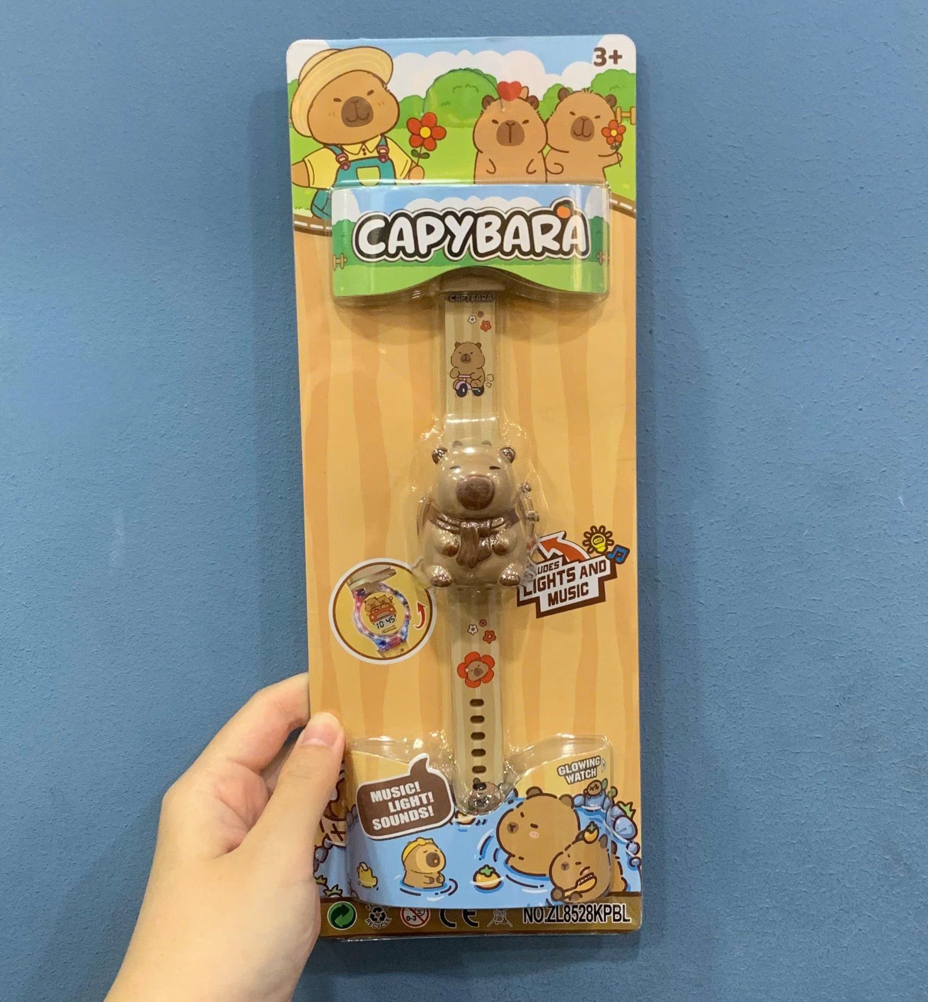  (đọc mô tả) Đồng hồ đeo tay : Đồng hồ phát nhạc+đèn và đèn chiếu bộ sưu tập Sanrio, Marvel, Doremon, Capybara No. ZL8528 