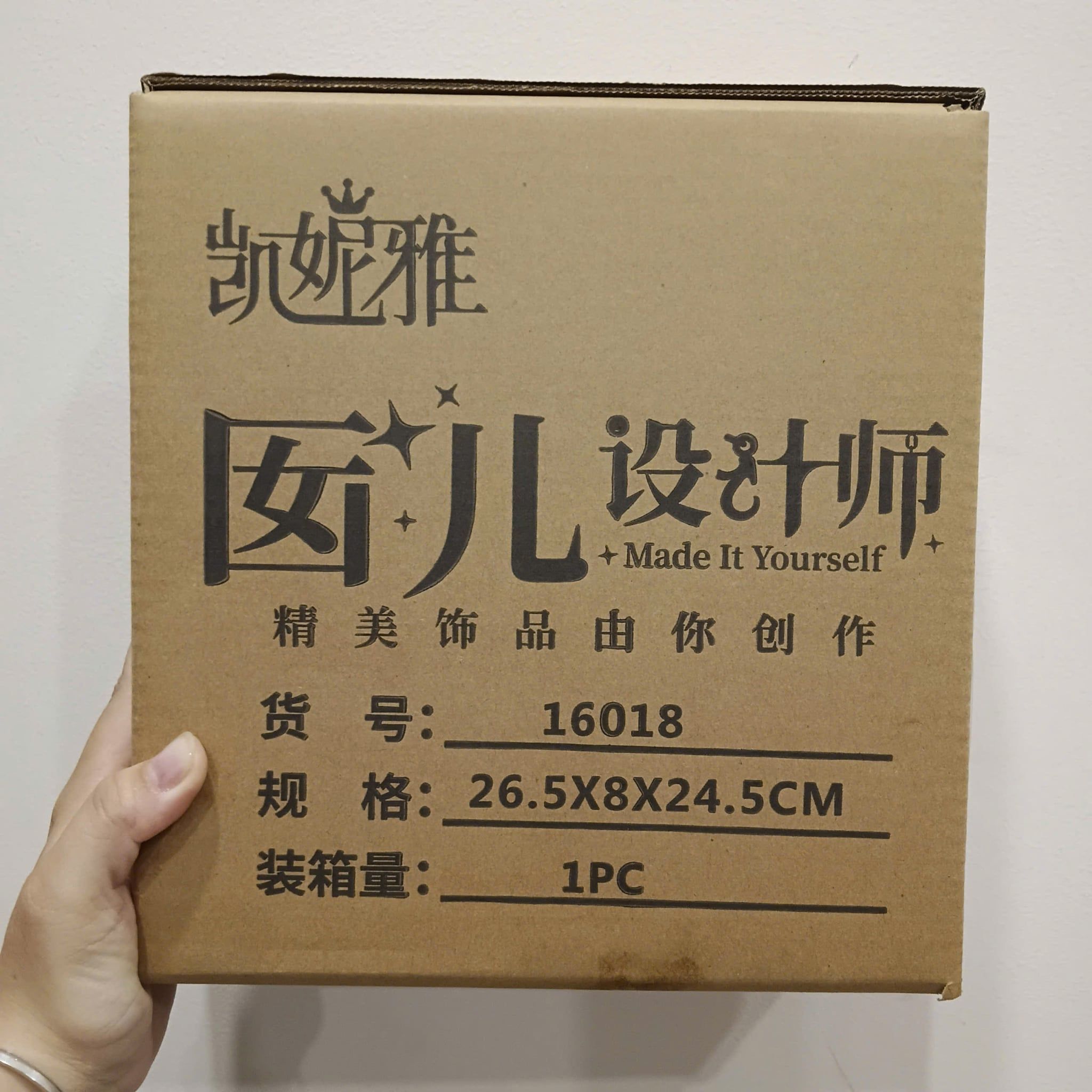  Đồ chơi nhập vai : HỘP DIY LÀM TRANG SỨC CANIYA 2688 CHI TIẾT – THỎA SỨC SÁNG TẠO, No. 16018 