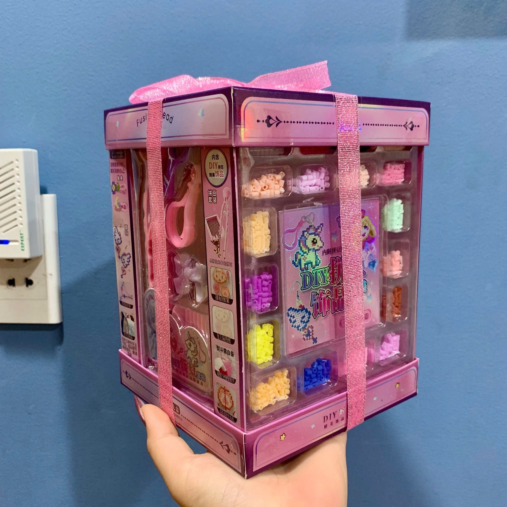  Đồ chơi nhập vai: Bộ hạt charm làm vòng tay dành cho bé gái rất đáng yêu, 5ages+, No. 16036, 16095 