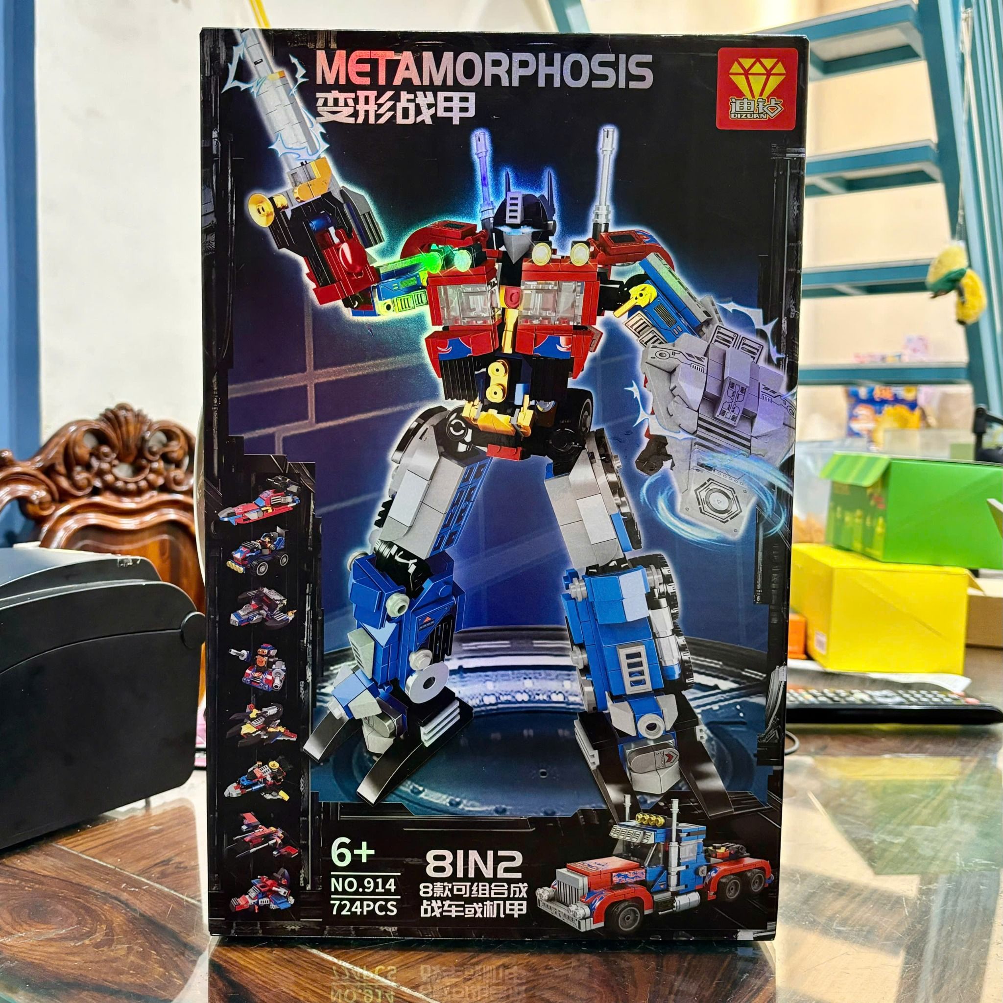  Đồ chơi lắp ráp : Bộ mô hình Chiến binh Optimus 8in2 (8 Người máy mini hoặc Xe Rờ-móc) 724pcs No. 914 