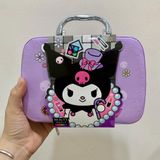  ( ĐỌC KỸ MÔ TẢ ) Đồ chơi nhập vai : Bộ vali trang điểm Kuromi, Melody, Cinnamoroll cho bé, 3ages+, No. B340 