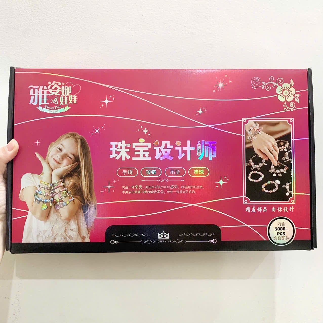  Đồ chơi nhập vai : BỘ CHARM THIẾT KẾ TRANG SỨC – HỘP HẠT CHÂU DIY CHO BÉ GÁI, 3888+pcs, No. VC8029 