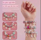  Đồ chơi nhập vai : BỘ CHARM THIẾT KẾ TRANG SỨC – HỘP HẠT CHÂU DIY CHO BÉ GÁI, 3888+pcs, No. VC8029 