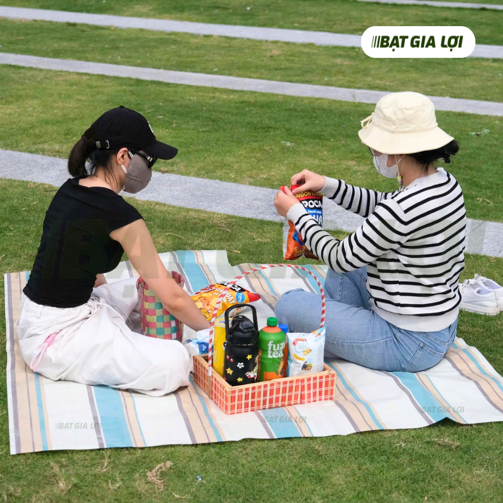  Bạt Picnic/Bạt Trải Đi Picnic Tiện Lợi 2mx2m 