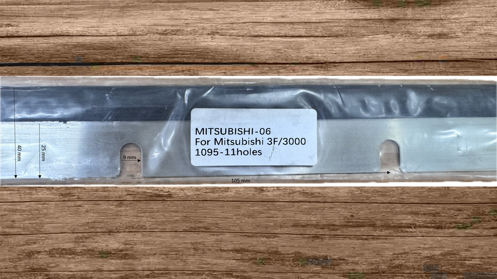  Lưỡi rửa máng mực MITSUBISHI06 1095mm x 40mm 