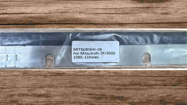  Lưỡi rửa máng mực MITSUBISHI06 1095mm x 40mm 