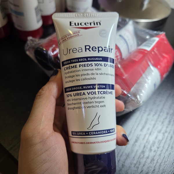 Kem dưỡng da chân Eucerin UreaRepair PLUS 5% Urea hand cream không gây nhờn rít 100ml