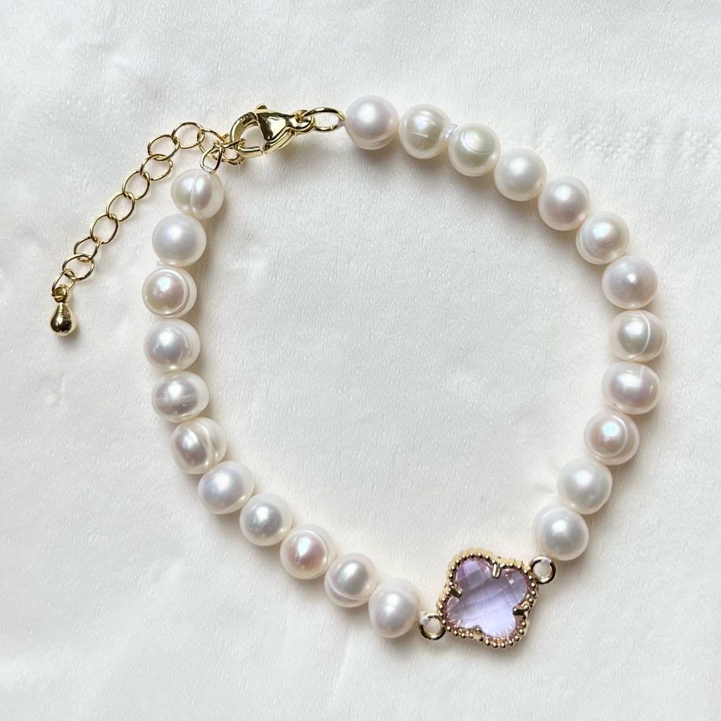 Vòng Tay Ngọc Trai Tự Nhiên Mặt Đá Cỏ 4 Lá MADAME HIEN PEARL Cho Nữ VTT124