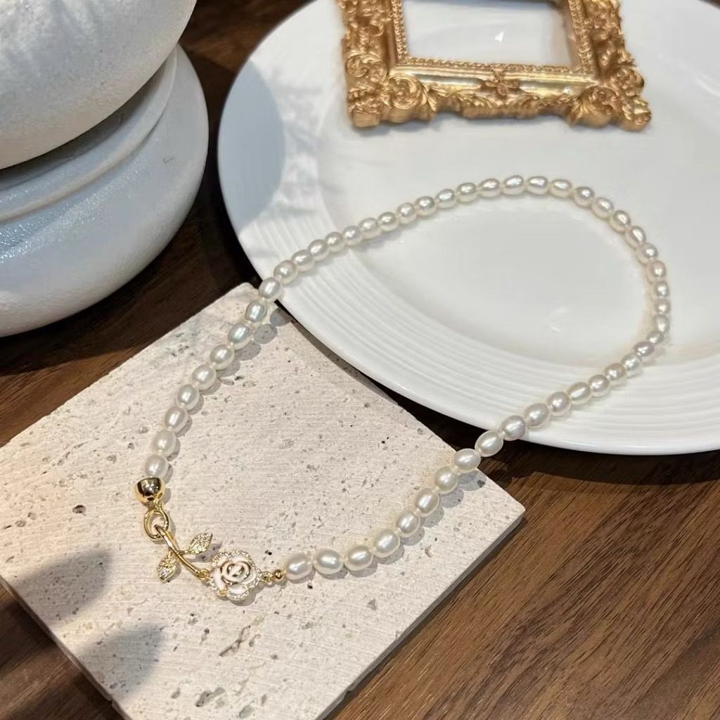 Vòng cổ Choker Mặt Cành Hoa Trà Camellia Tinh Tế MADAME HIEN PEARLS Xinh Xắn Cho Nữ CG062