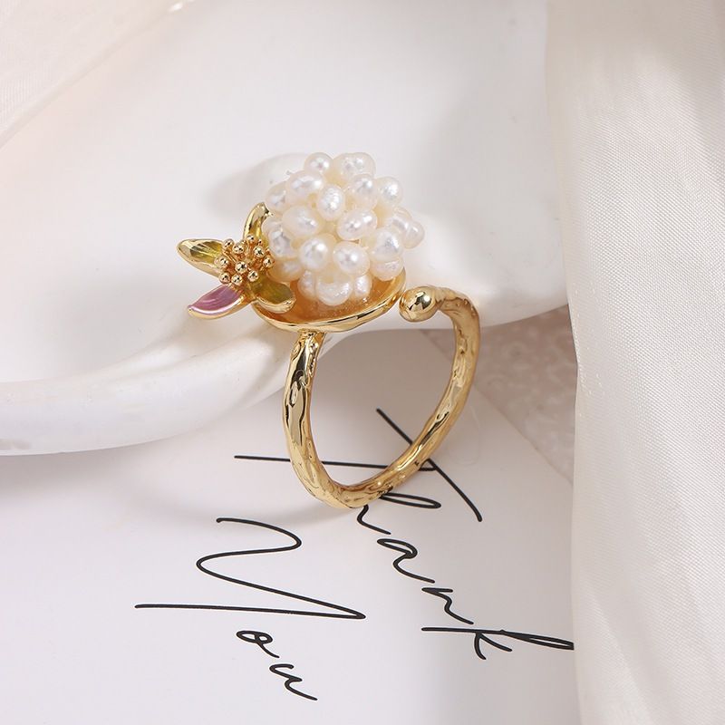 DESIGNER JEWELRY Nhẫn Mặt Bông Hoa Cẩm Tú Cầu Ngọc Trai Baroque Tự Nhiên Mạ Vàng 18K Phong Cách Thanh Lịch, Hàn Quốc Free size MADAME HIEN PEARLS NB023