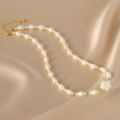 Bộ Trang Sức Ngọc Trai gồm Vòng Cổ và Vòng Tay Ngọc Trai Tự Nhiên Phối Đá Xanh Charm Hoa Hồng Trắng – Trang Sức Nữ Thanh Lịch Cao Cấp MADAME HIEN PEARLS Đáng Yêu SCG014