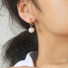 Bông Tai Ngọc Trai Tự Nhiên Mặt Vòng Tròn To Dày Mạ Vàng Thật 14k Đính 1 Hạt Ngọc Trai Tròn 9-10mm Cá Tính BTT135