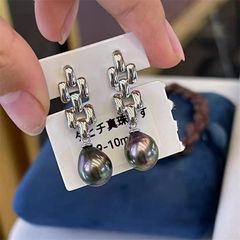 Bông Tai Dây Đồng Hồ Mặt Tua Rua Đính Ngọc Trai Giọt Nước Đen Tự Nhiên MADAME HIEN PEARLS Cho Nữ BTG161