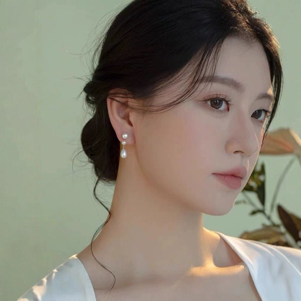 Bông Tai Tua Rua 3 Hạt Ngọc Trai Giọt Nước Tự Nhiên MADAME HIEN PEARLS Cho Nữ BTG164