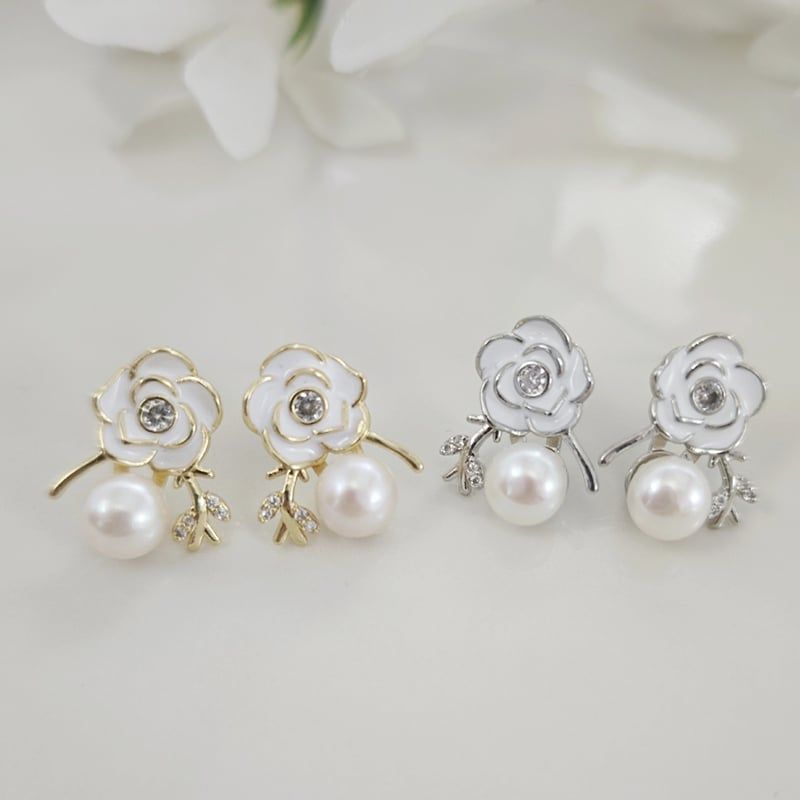 Bông Tai Ngọc Trai Tự Nhiên Mặt Hoa Trà Xinh Xắn MADAME HIEN PEARLS Cho Nữ BTN299