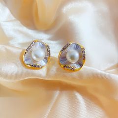 Bông Tai Ngọc Trai Tự Nhiên Mặt Hoa 3D 3 Cánh Lạ Mắt Xinh Xắn MADAME HIEN PEARLS Cho Nữ BTN301