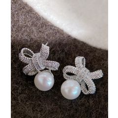 Bông Tai Ngọc Trai Tự Nhiên Mặt Nơ Sang Trọng MADAME HIEN PEARLS Cho Nữ BTN306