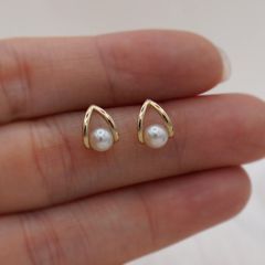Bông Tai Ngọc Trai Tự Nhiên Đáng Yêu Nhí Đáng Yêu MADAME HIEN PEARLS BTN318